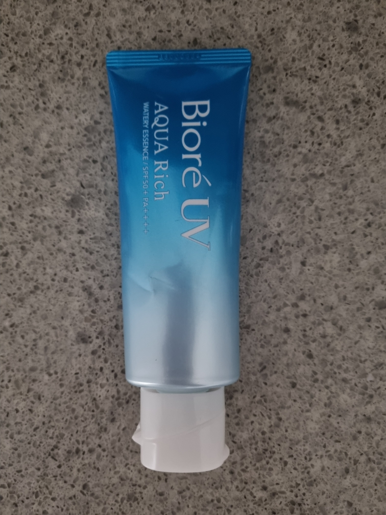비오레 (Biore) (해외) UV 아쿠아리치 워터리 에센스 [SPF50+/PA++++] review image