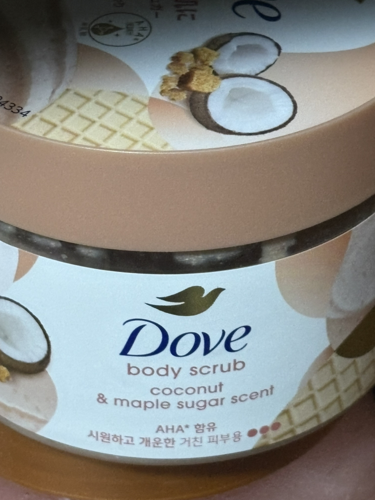도브 (Dove) (해외) 스무디 리뉴얼 모이스처라이징 바디 스크럽 [석류] review image