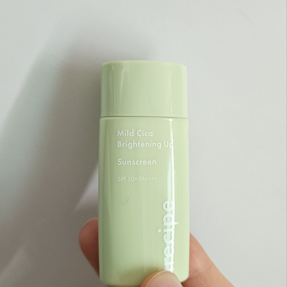 아이레시피 (irecipe) 마일드 시카 브라이트닝 업 선스크린 [SPF50+/PA++++] review image