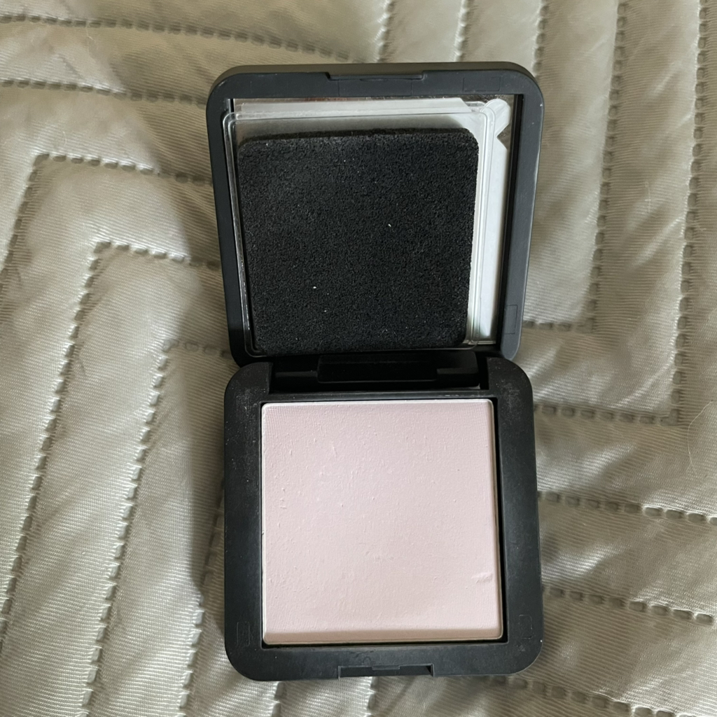 메이크업포에버 (MAKEUPFOREVER) HD SKIN 퍼펙팅 프레스드 파우더 [0.2 라벤더] review image