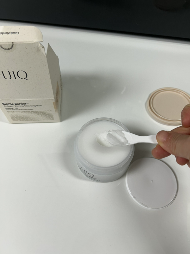 유이크 (UIQ) 바이옴 베리어 콜라겐 퍼밍 클렌징 밤 review image