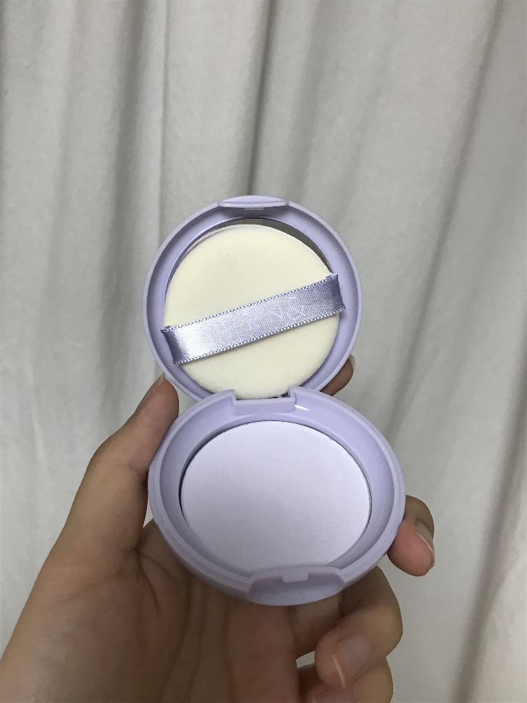 个人肤色修正模糊面膜 [薰衣草色］的真实用户使用照片