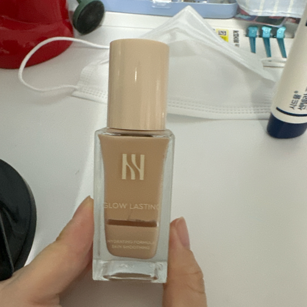 赫妍 光彩持久 24 小时焕肤粉底液 [SPF22/PA++] [21N1 香草味] [1.5 毫升 common.review image