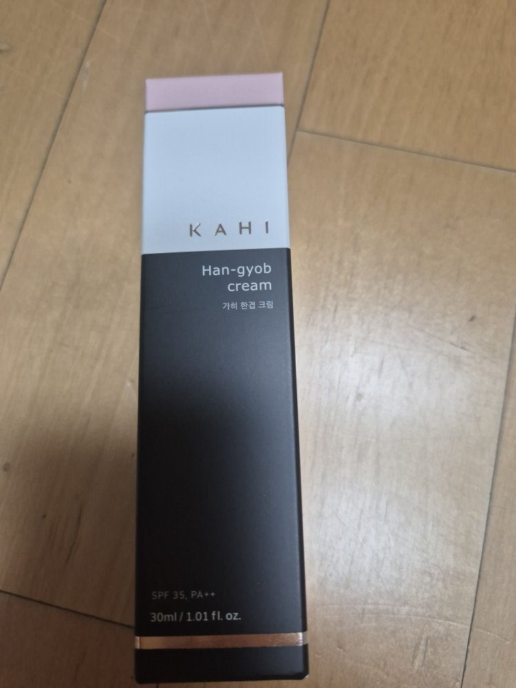 KAHI Kem dưỡng da [SPF35/PA++] review image