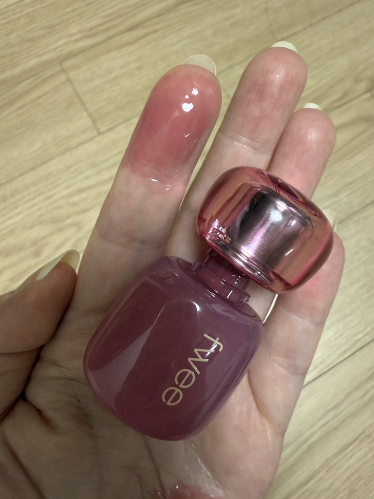 퓌 (fwee) 3D 볼류밍 틴트 [03 위듀아웃] review image