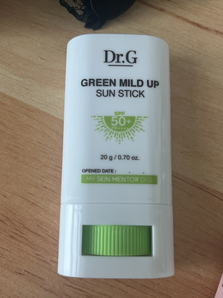 닥터지 (Dr.G) 그린 마일드 업 선 스틱 [SPF50+/PA++++] review image