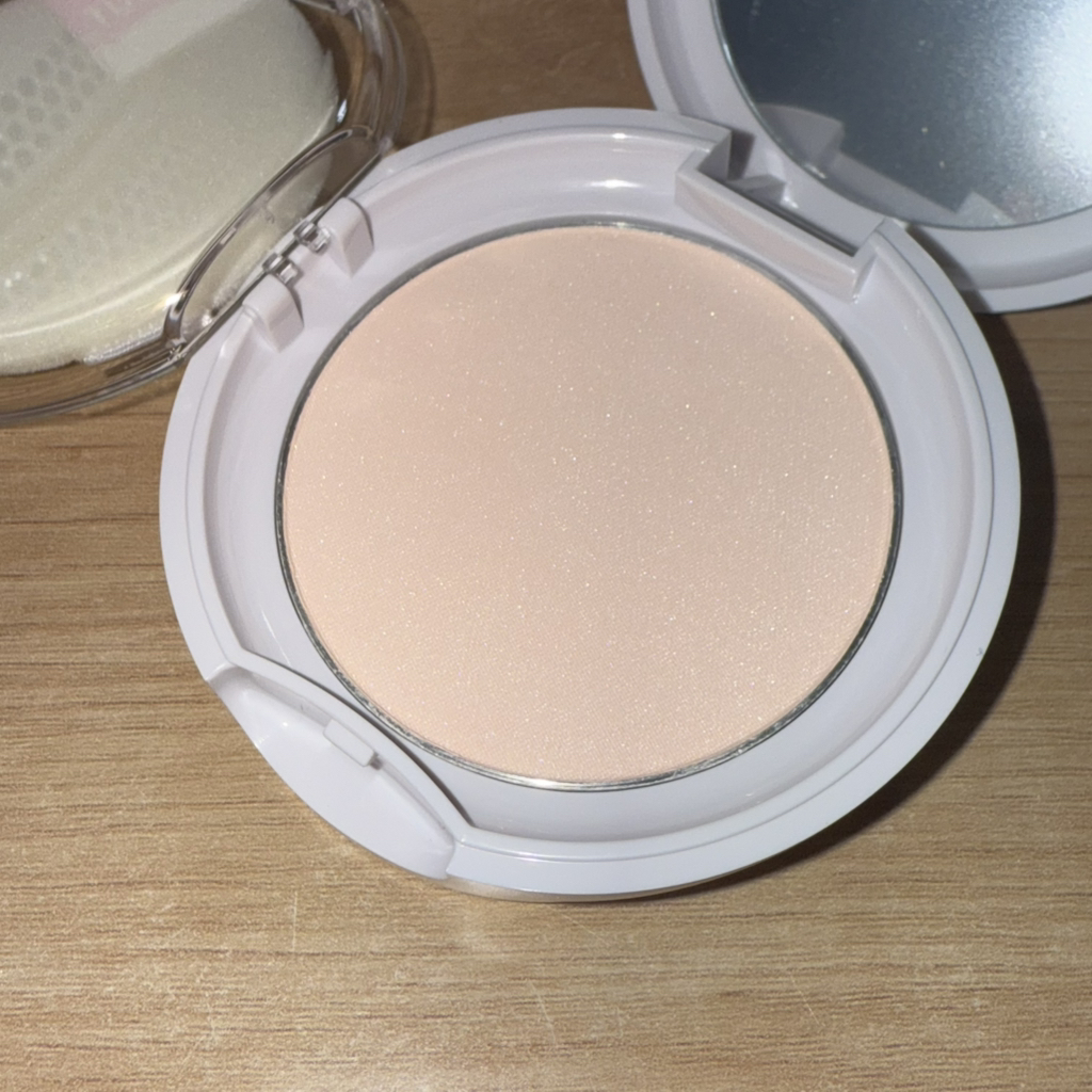 어바웃톤 (ABOUT_TONE.) 파우더 팩트 [글로우] review image