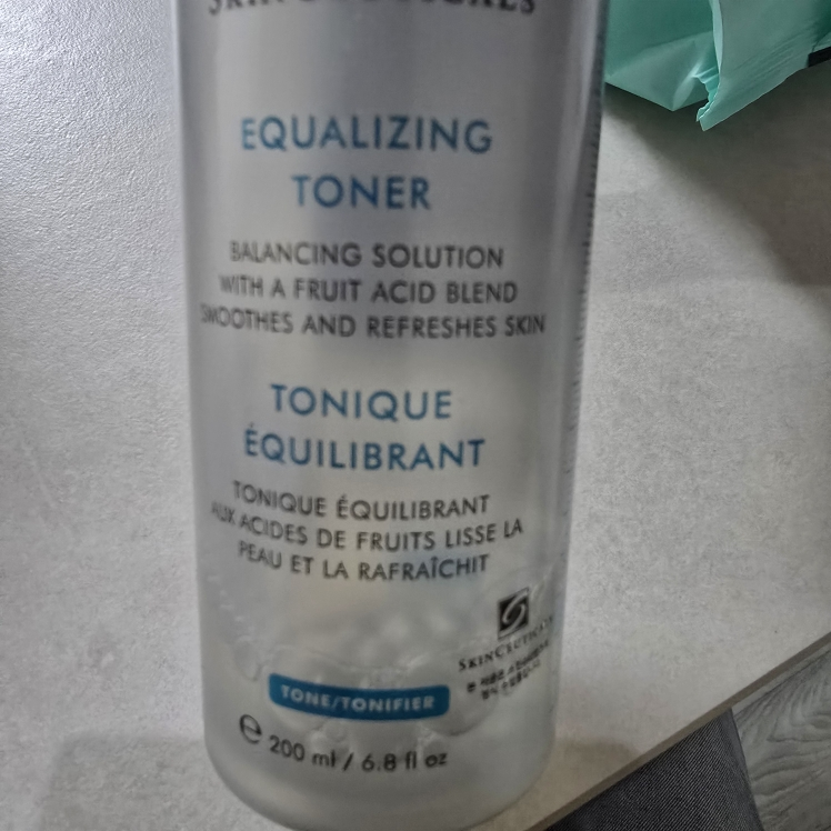 스킨수티컬즈 (SKINCEUTICALS) 이퀄라이징 토너 review image