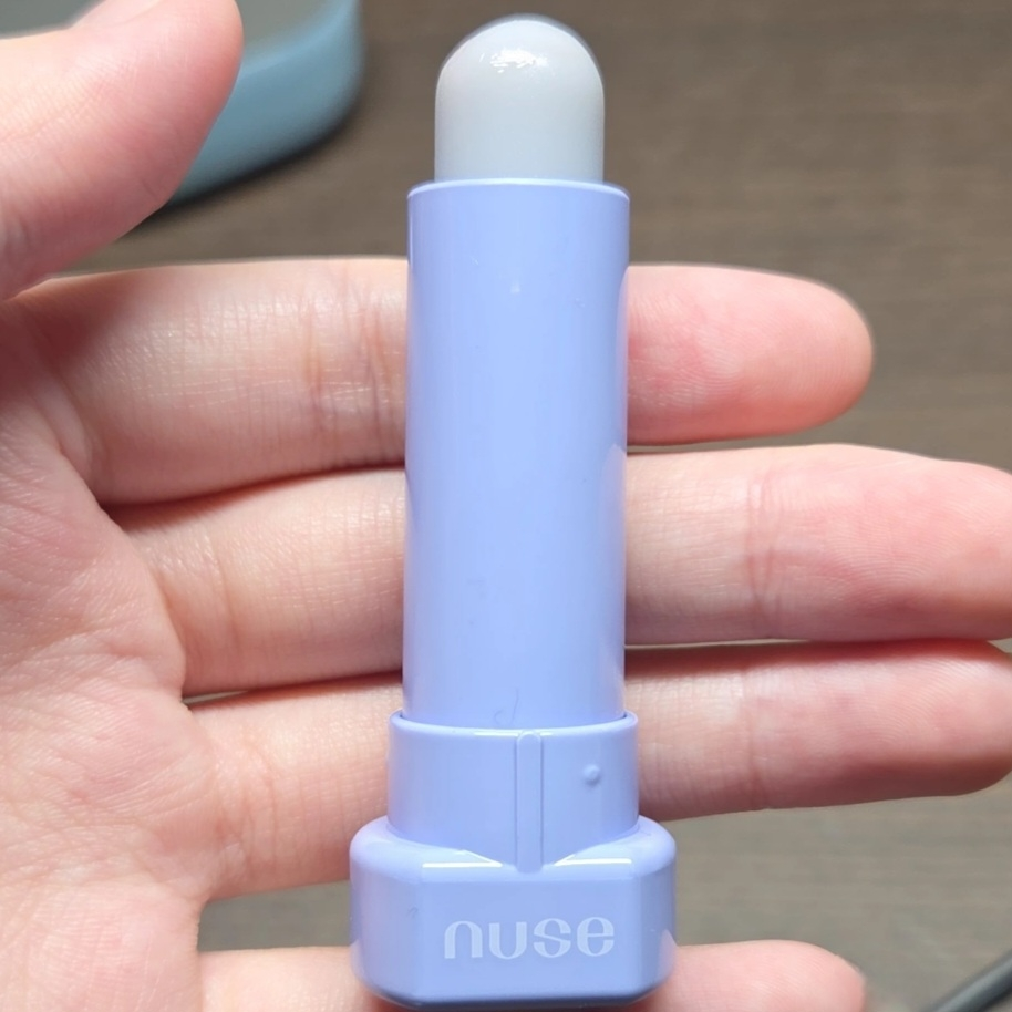 누즈 (nuse) 컬러 케어 립밤 [06 위아누즈] review image