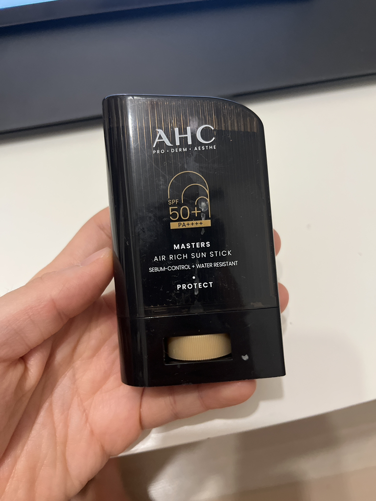 Master's Air Rich Sunstick [SPF50+/PA++++]的真实用户使用照片