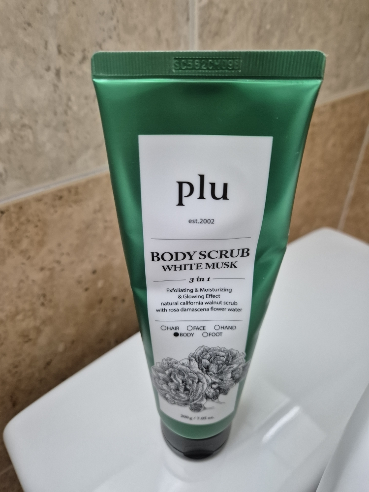 Plu 原装身体磨砂膏[白麝香] common.review image
