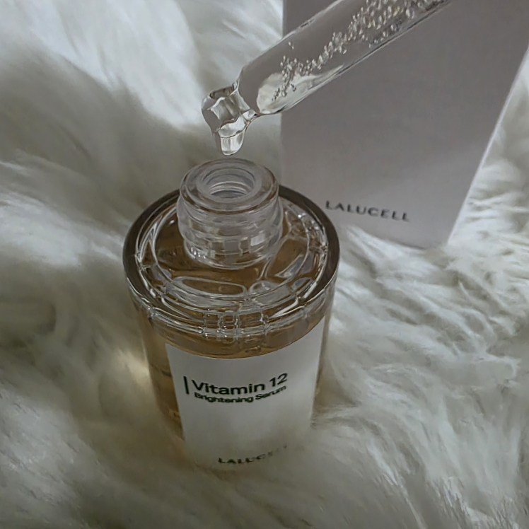 라루셀 (LALUCELL) 비타민 12 브라이트닝 세럼 review image