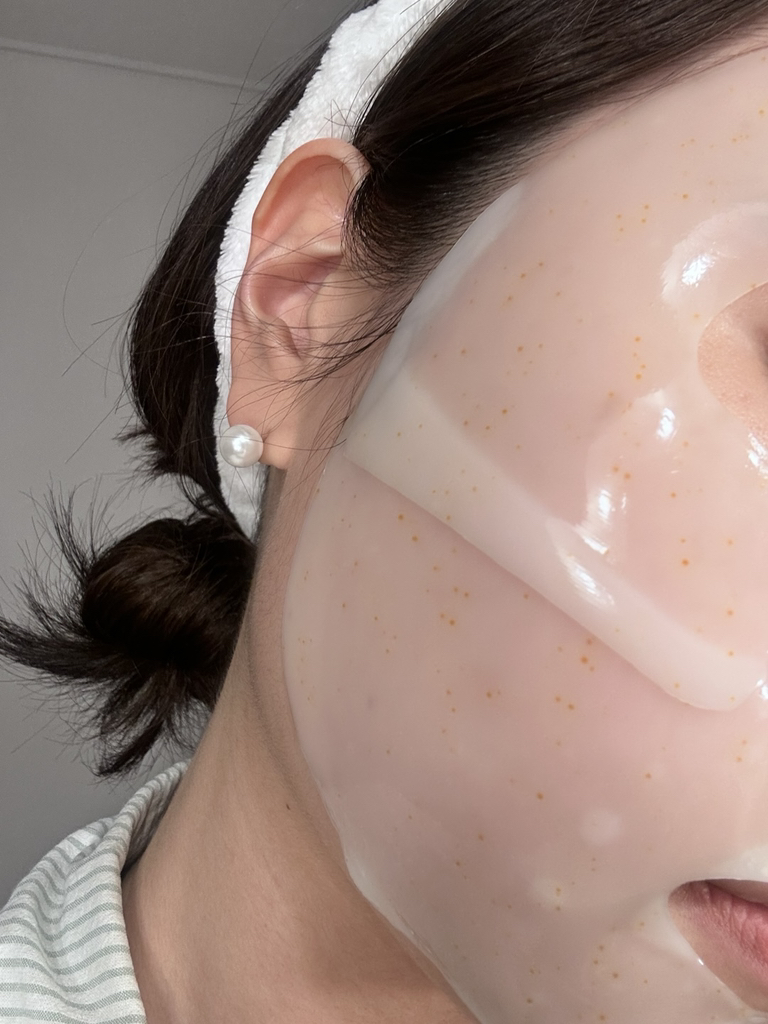 芙莉美娜 维他命 C 精华素巨效凝胶面膜 common.review image