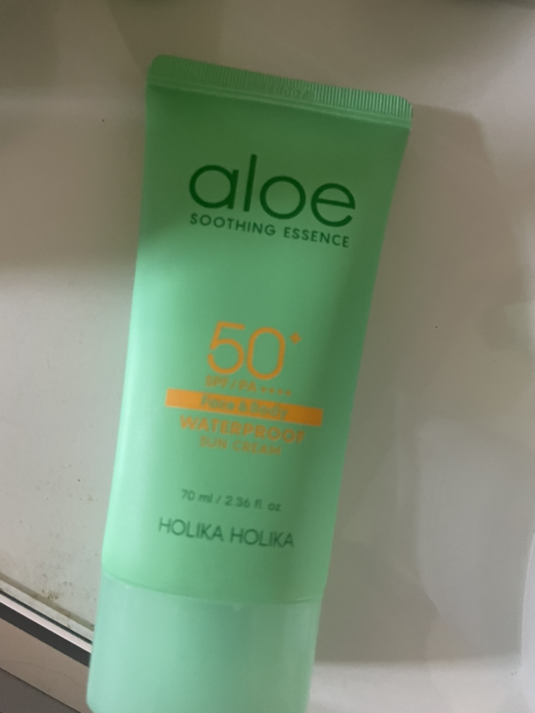 HOLIKAHOLIKA 芦荟防水防晒霜 [SPF50+/PA++++] common.review image