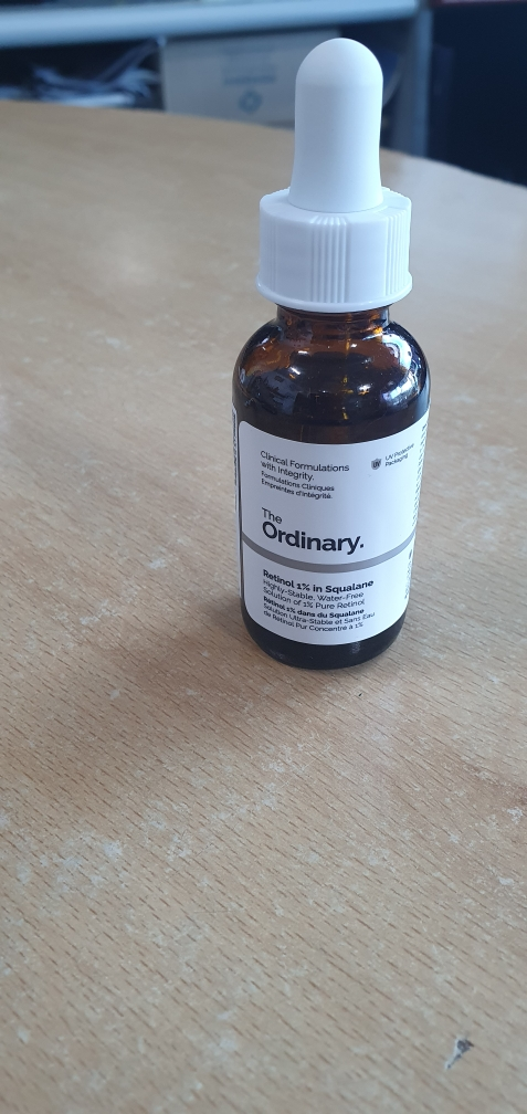 日记 角鲨烷，含有 1%的视黄醇 common.review image