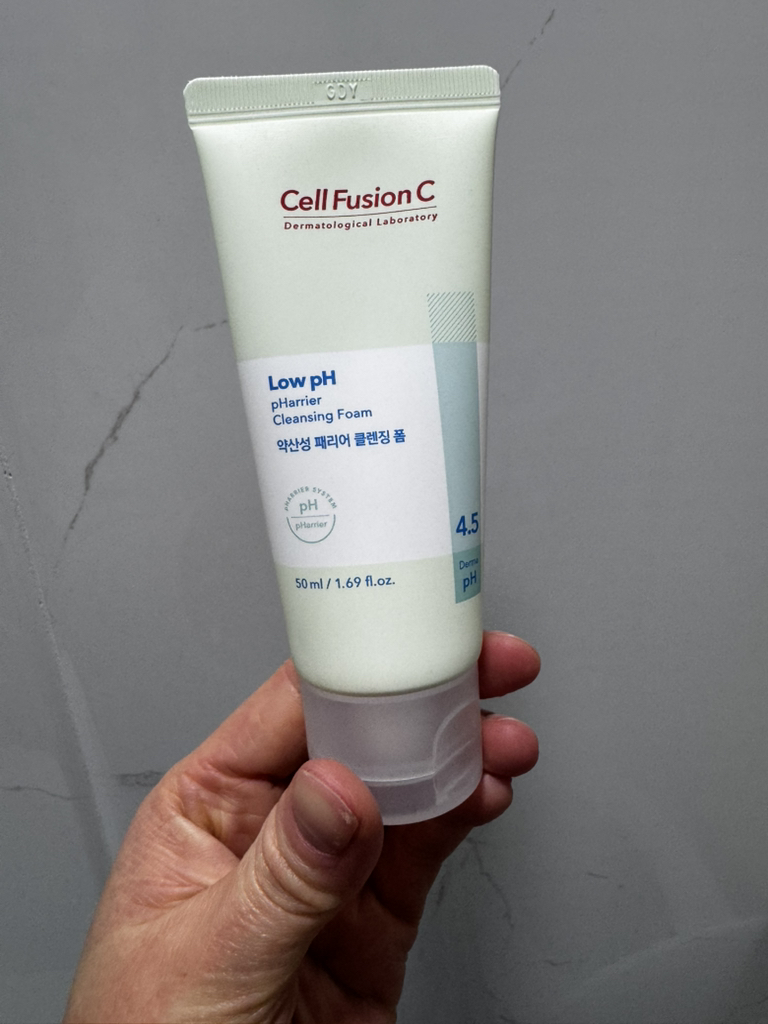 셀퓨전씨 (CellFusionC) 약산성 패리어 클렌징폼 review image