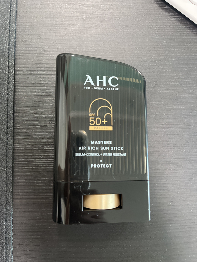 AHC (에이에이치씨) 마스터즈 에어 리치 선스틱 [SPF50+/PA++++] review image