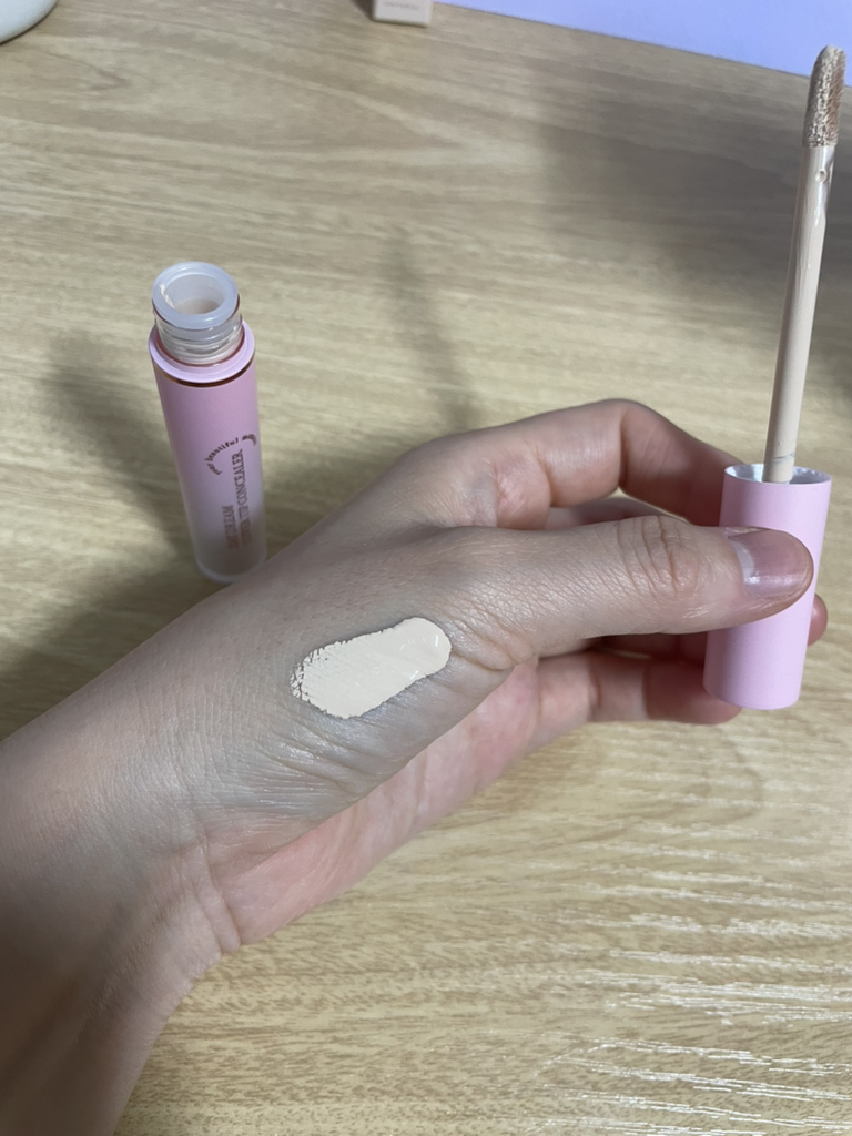 아페리레 (Aperire) 순수에디션 데이 드림 커버 팁 컨실러 [SPF30/PA++][01 순수] review image