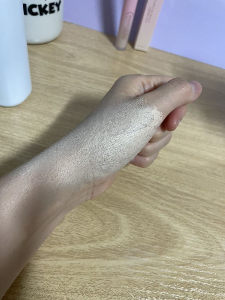 아페리레 (Aperire) 순수에디션 데이 드림 커버 팁 컨실러 [SPF30/PA++][01 순수] review image