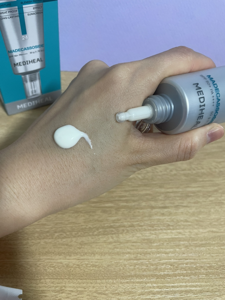 马德卡索赛德保湿防晒精华 [SPF50+/PA++++]的真实用户使用照片