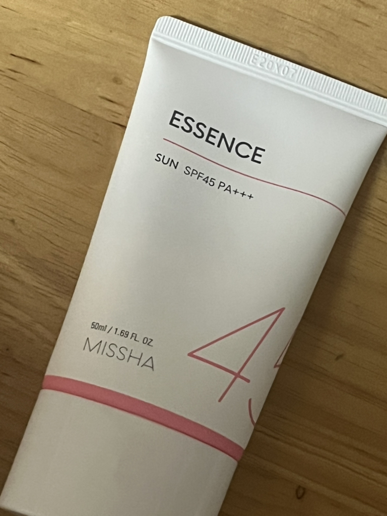 미샤 (MISSHA) 올 어라운드 세이프 블록 에센스 선크림 [SPF45/PA+++] review image