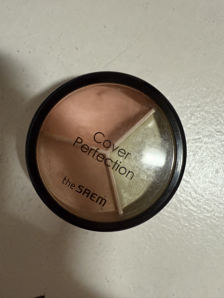 得鲜 遮瑕三合一粉饼遮瑕膏 [01 修正米色] common.review image