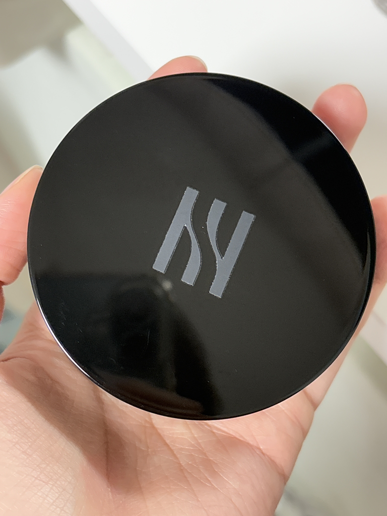 黑色粉底霜 [SPF34/PA++] [21N1 香草]。的真实用户使用照片