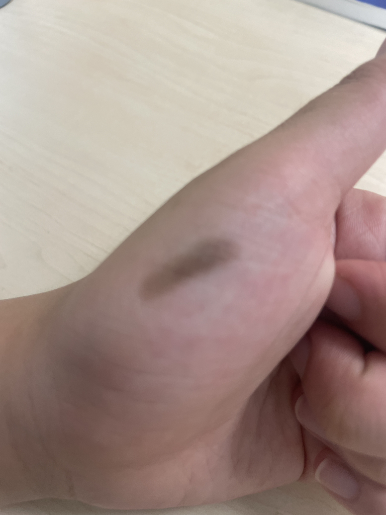CLIO Killbrow 自动硬质眉笔 [1 号自然棕色］ common.review image