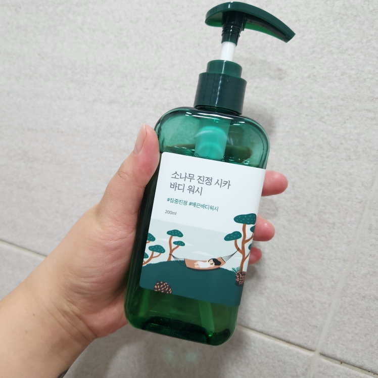 라운드랩 (ROUNDLAB) 소나무 진정 시카 바디 워시 review image