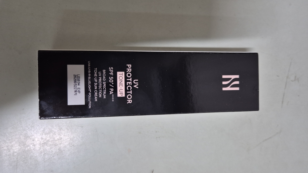 Tone Up 紫外线防护剂 [SPF50+/PA++++]的真实用户使用照片