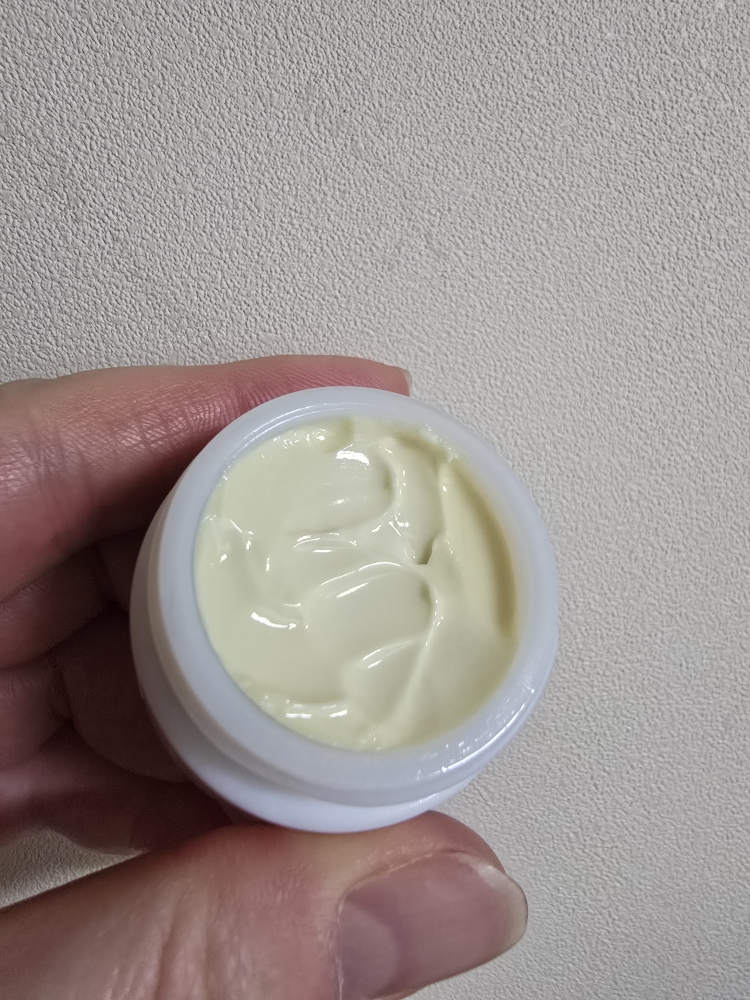 마티나겝하르트 (MARTINAGEBHARDT) 아보카도 아이크림 review image