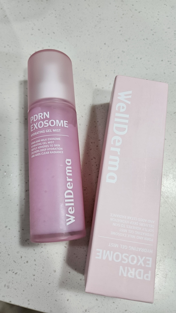웰더마 (WellDerma) PDRN 엑소좀 하이드레이팅 겔 미스트 review image