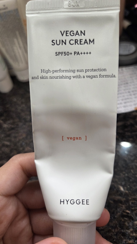 素食主义防晒霜 [SPF50+/PA++++]的真实用户使用照片