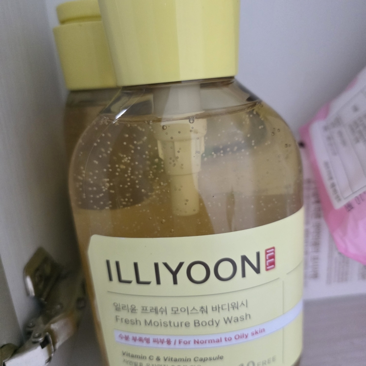 일리윤 (ILLIYOON) 프레쉬모이스춰 바디워시 review image