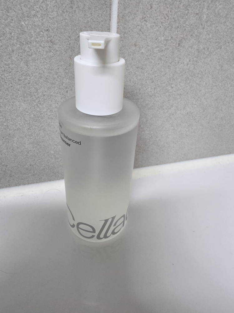 셀라딕스 (Celladix) 트러블 클리어 약산성 젤클렌저 review image