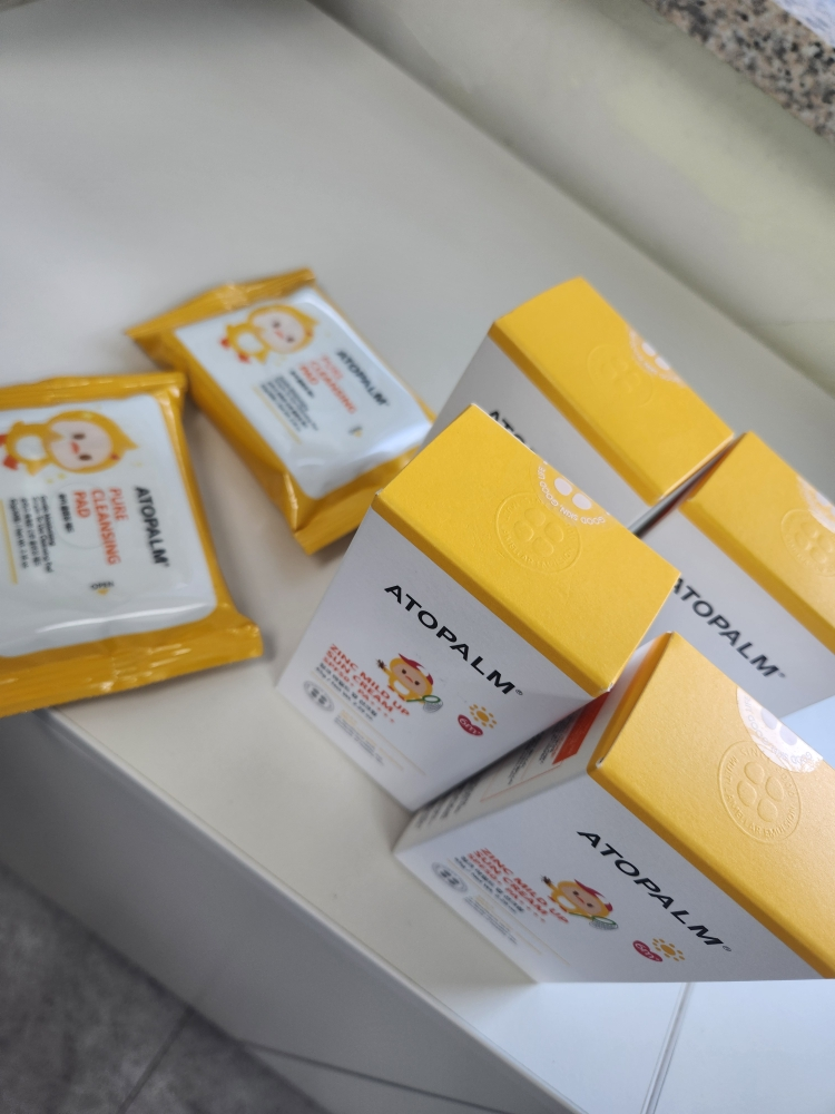 아토팜 (ATOPALM) 징크 마일드 업 선크림 [SPF50+/PA++++] review image