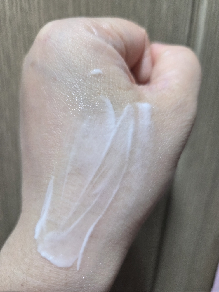 누베어 (NU BARE) 글루타-펩타이드 바운시 스킨부스터 크림 review image