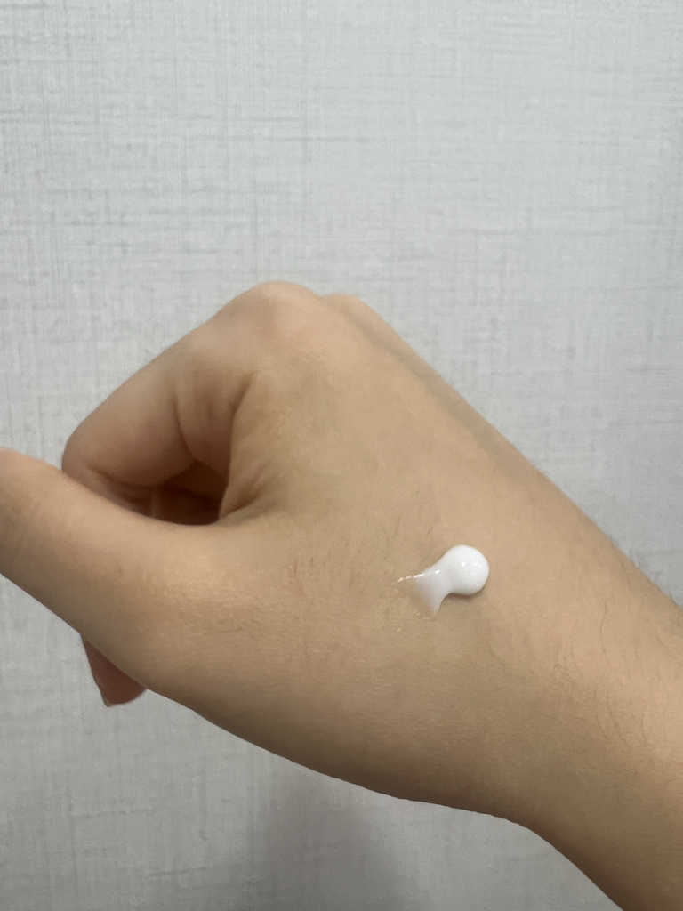 透明玻尿酸面霜的真实用户使用照片