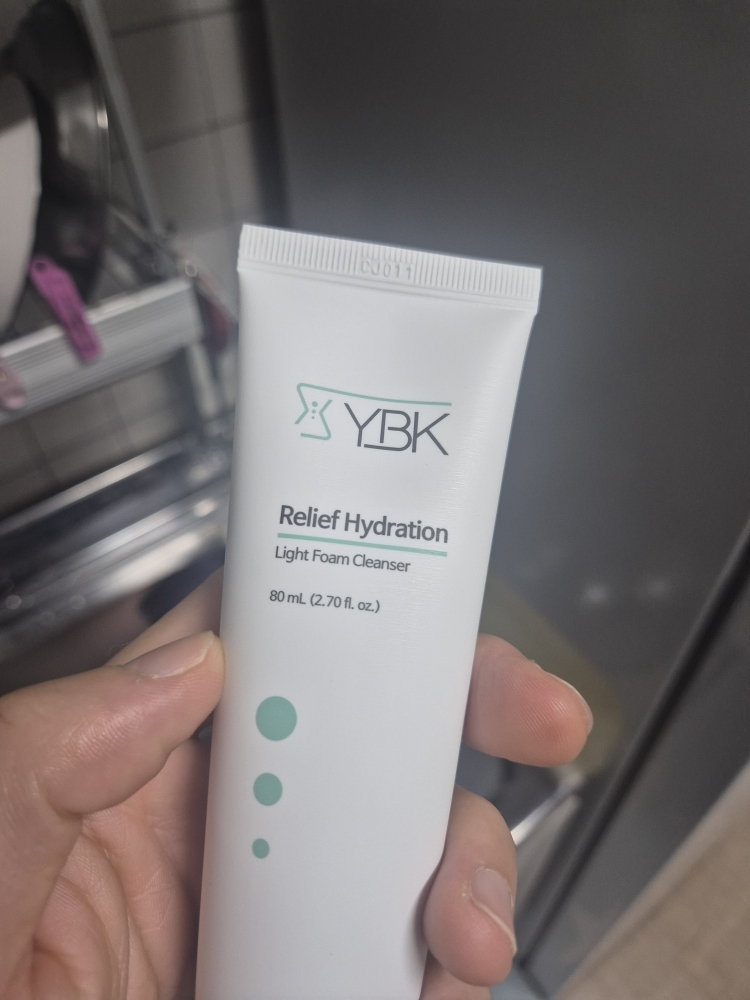 舒缓保湿泡沫洁面乳的真实用户使用照片
