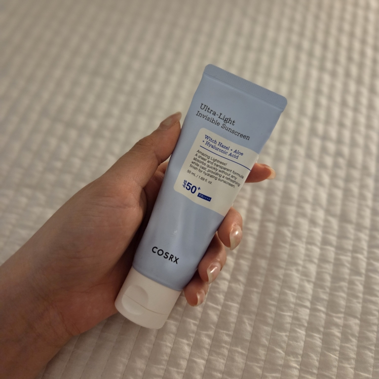 코스알엑스 (COSRX) 울트라 라이트 인비저블 선스크린 [SPF50+/PA++++] review image