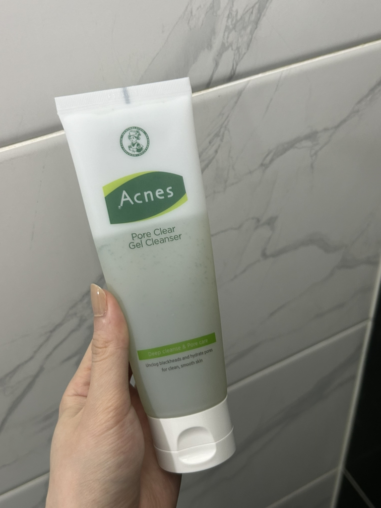 아크네스 (Acnes) 모공 클리어 젤 클렌저 review image