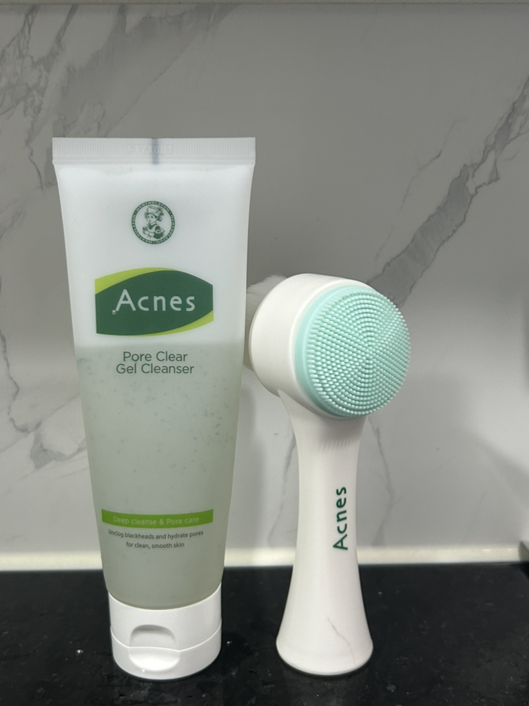 아크네스 (Acnes) 모공 클리어 젤 클렌저 review image