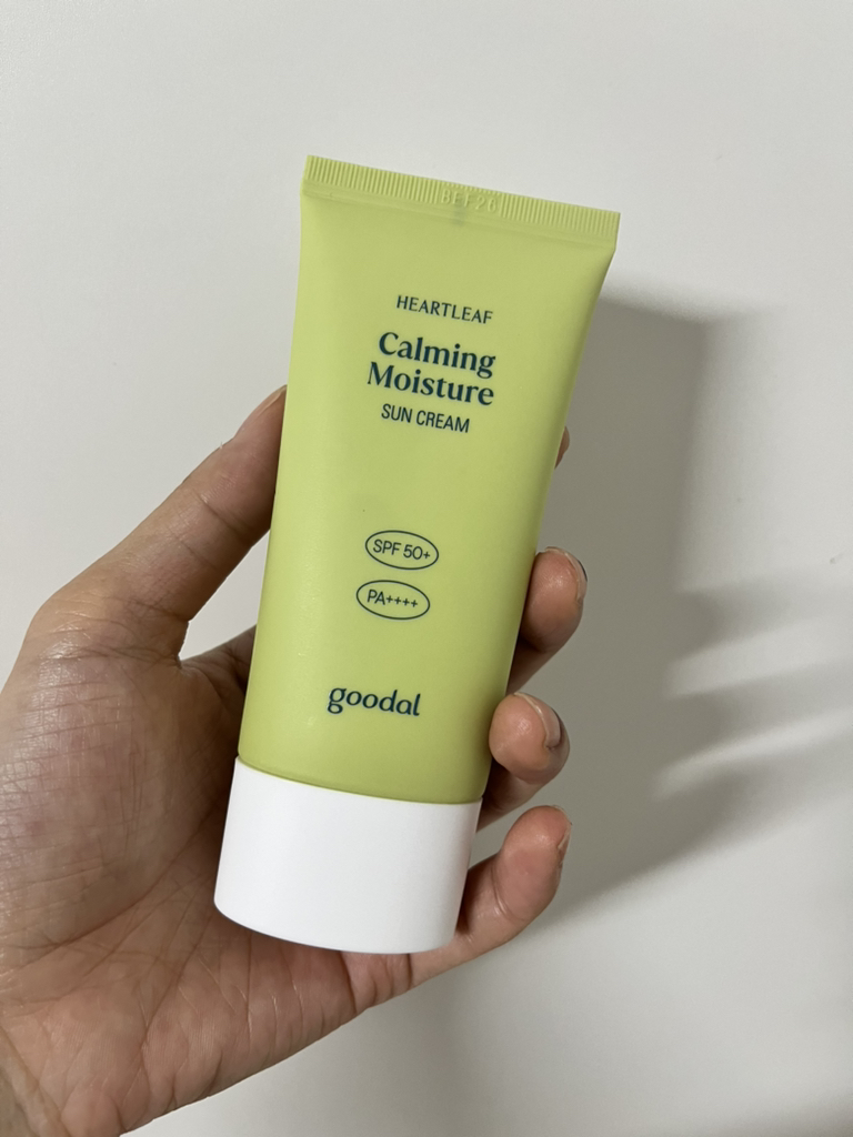 구달 (goodal) 맑은 어성초 진정 수분 선크림 [SPF50+/PA++++] review image