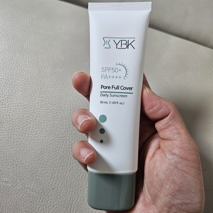 YBK (와이비케이) 릴리프 하이드레이션 라이트 썬스크린 [SPF50+/PA++++] review image