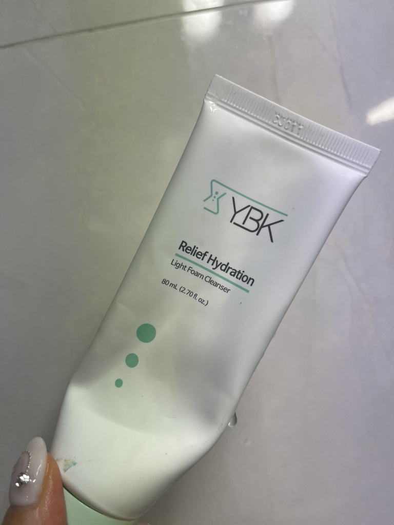 舒缓保湿泡沫洁面乳的真实用户使用照片