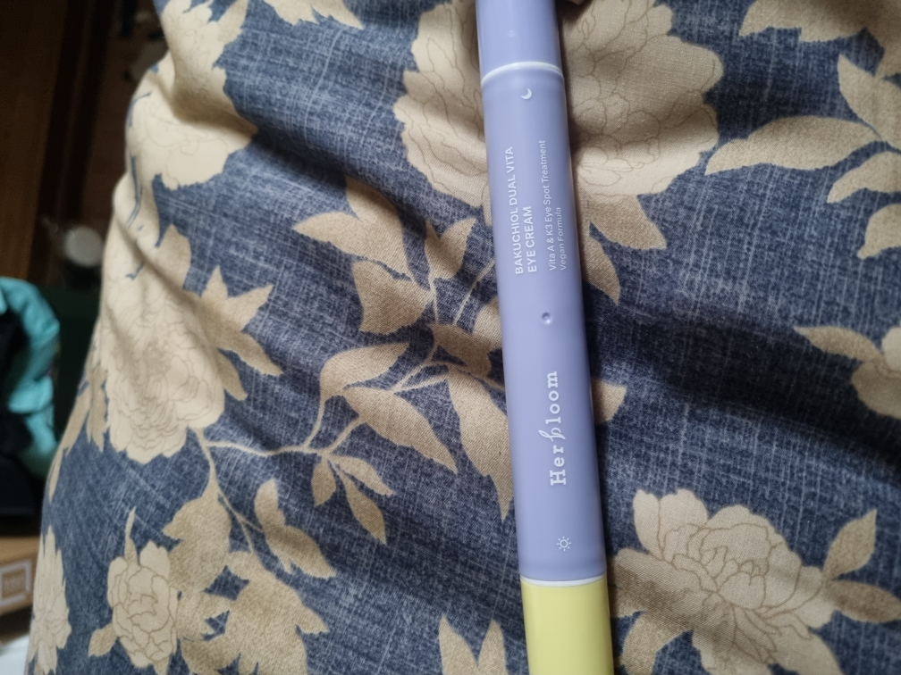 허블룸 (Herbloom) 바쿠치올 듀얼 비타 아이크림 review image