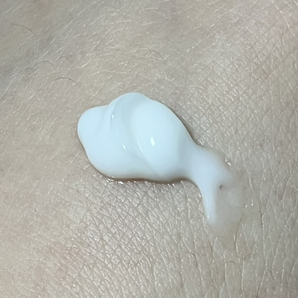 MEDIHEAL (美迪惠尔) 马德卡索赛德保湿防晒精华 [SPF50+/PA++++] common.review image
