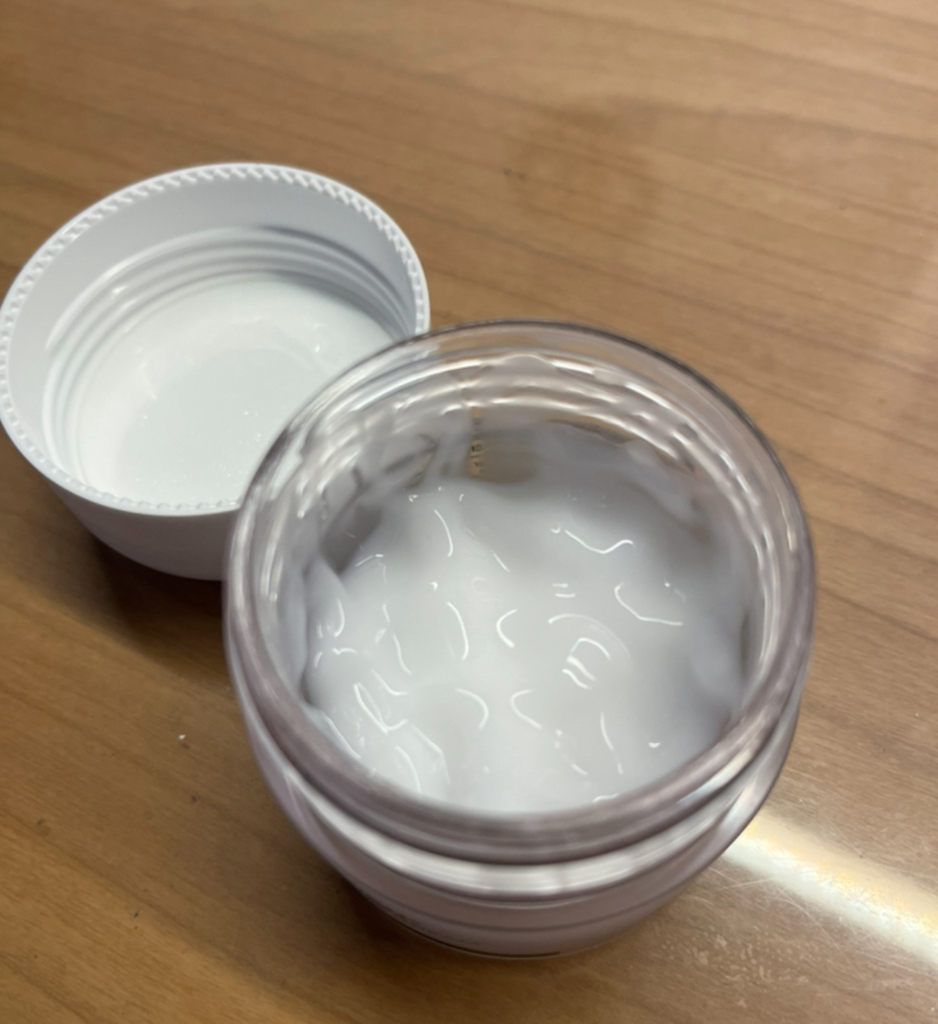 舒润修护保湿精华霜的真实用户使用照片