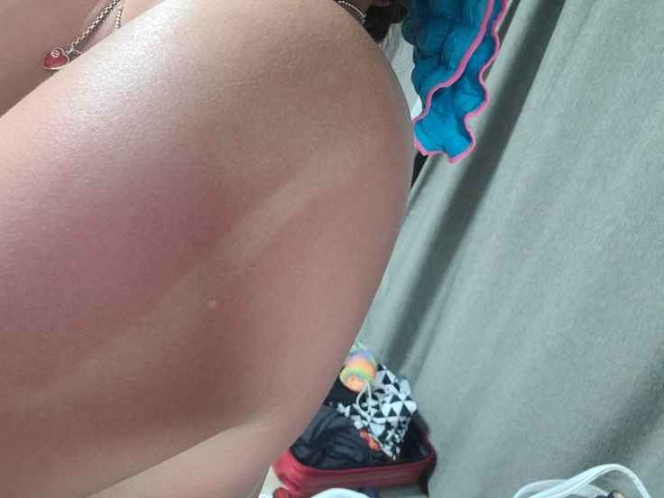 넛세린 (nutseline) 시카 넛 워터풀 카밍 선스틱 [SPF50+/PA++++] review image