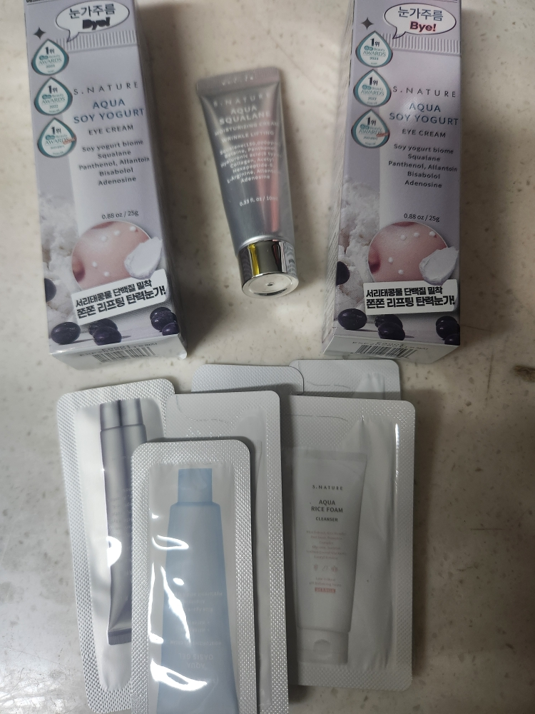S.NATURE 水库黑豆酸奶眼霜 common.review image